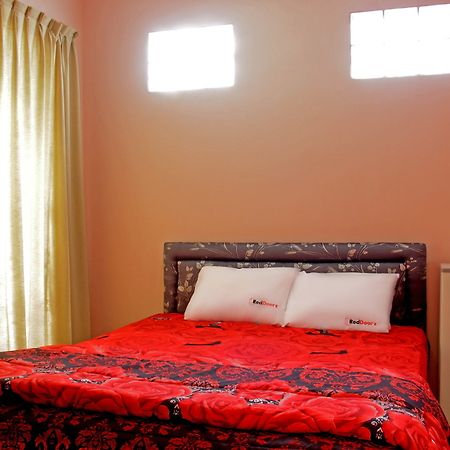 Reddoorz Near Hyperpoint Pasteur Hotel Бандунг Екстериор снимка