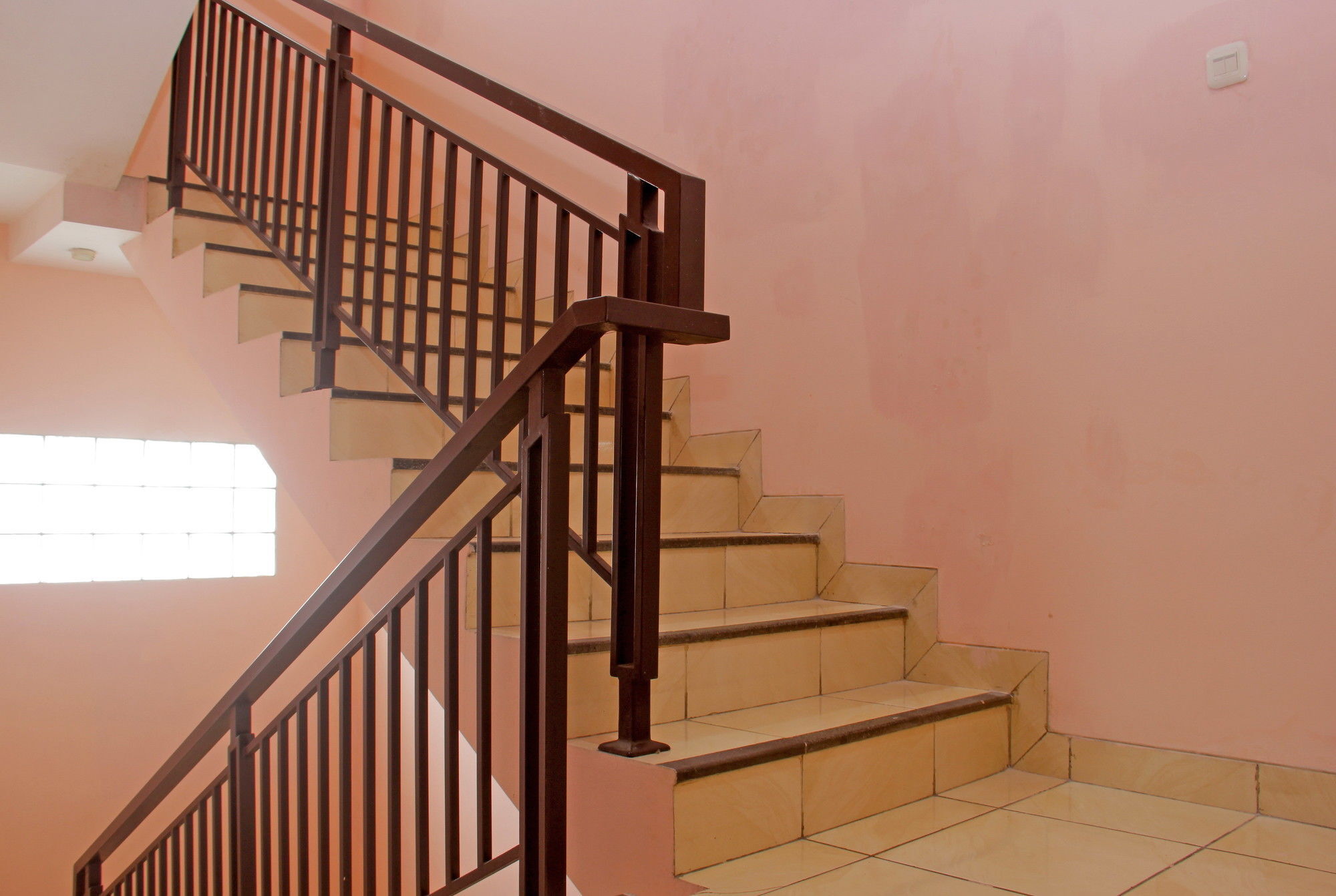 Reddoorz Near Hyperpoint Pasteur Hotel Бандунг Екстериор снимка