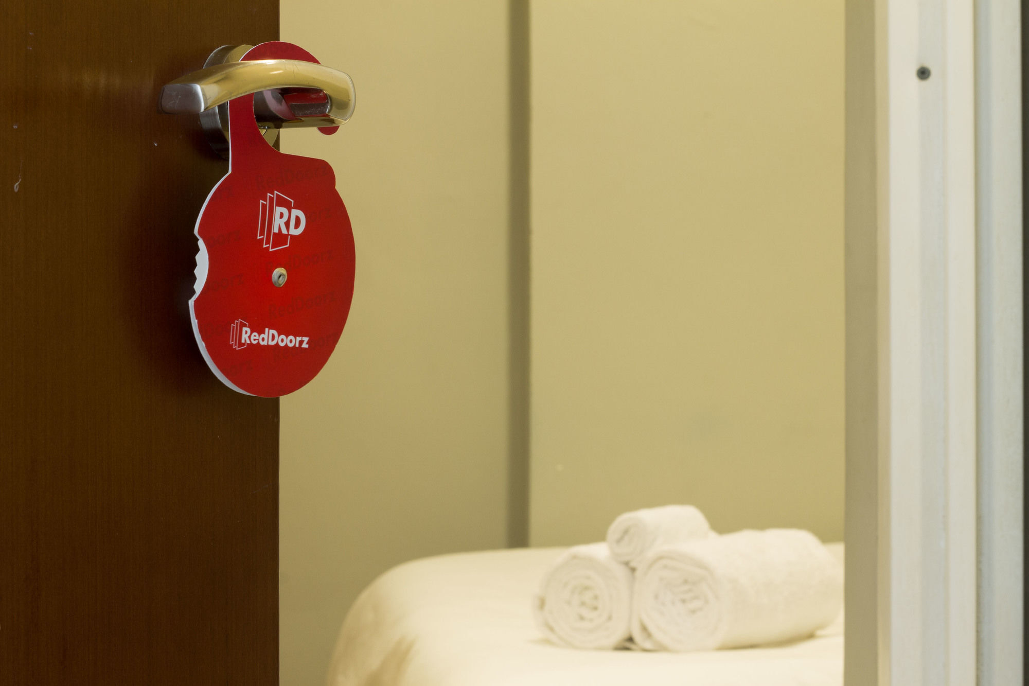 Reddoorz Near Hyperpoint Pasteur Hotel Бандунг Екстериор снимка
